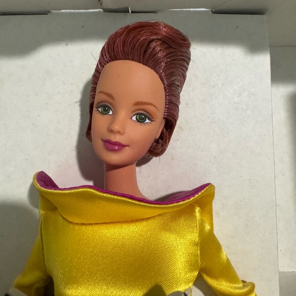 NEW Vintage Bill Blass Barbie Doll in Gold/Pink Gown Limited Edition 1996 #17040 - Picture 8 of 12